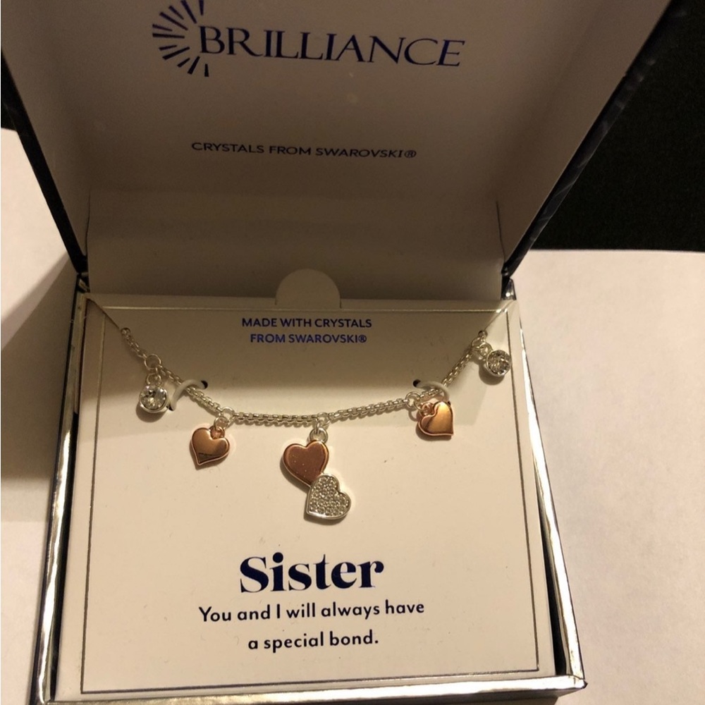 Sister necklace